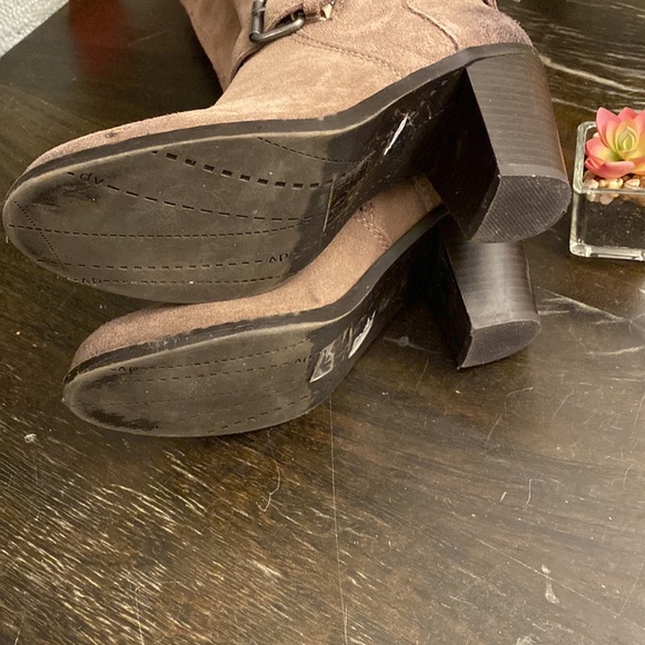 Dolce Vita | Taupe Brown Suede Mid Heel Winter Boot Buckle women’s 7.5 - Picture 7 of 9